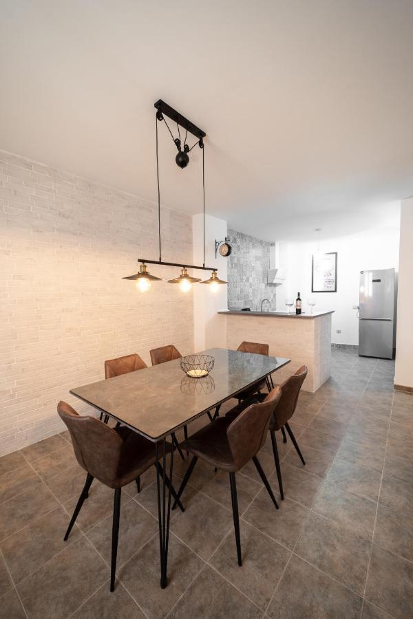 Duplex 8 Canos Ronda Extérieur photo